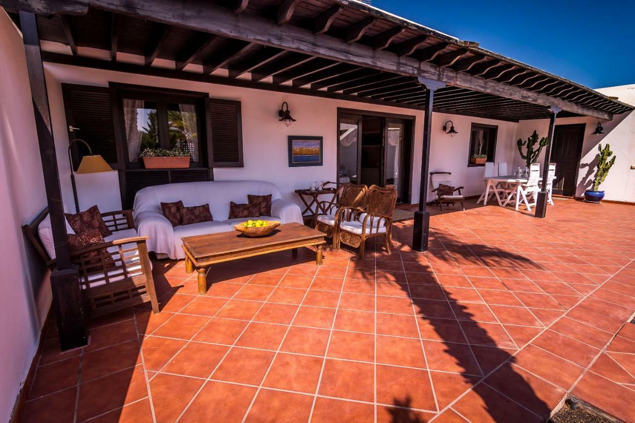 Villa Carmen Lanzarote Costa Teguise Exterior photo